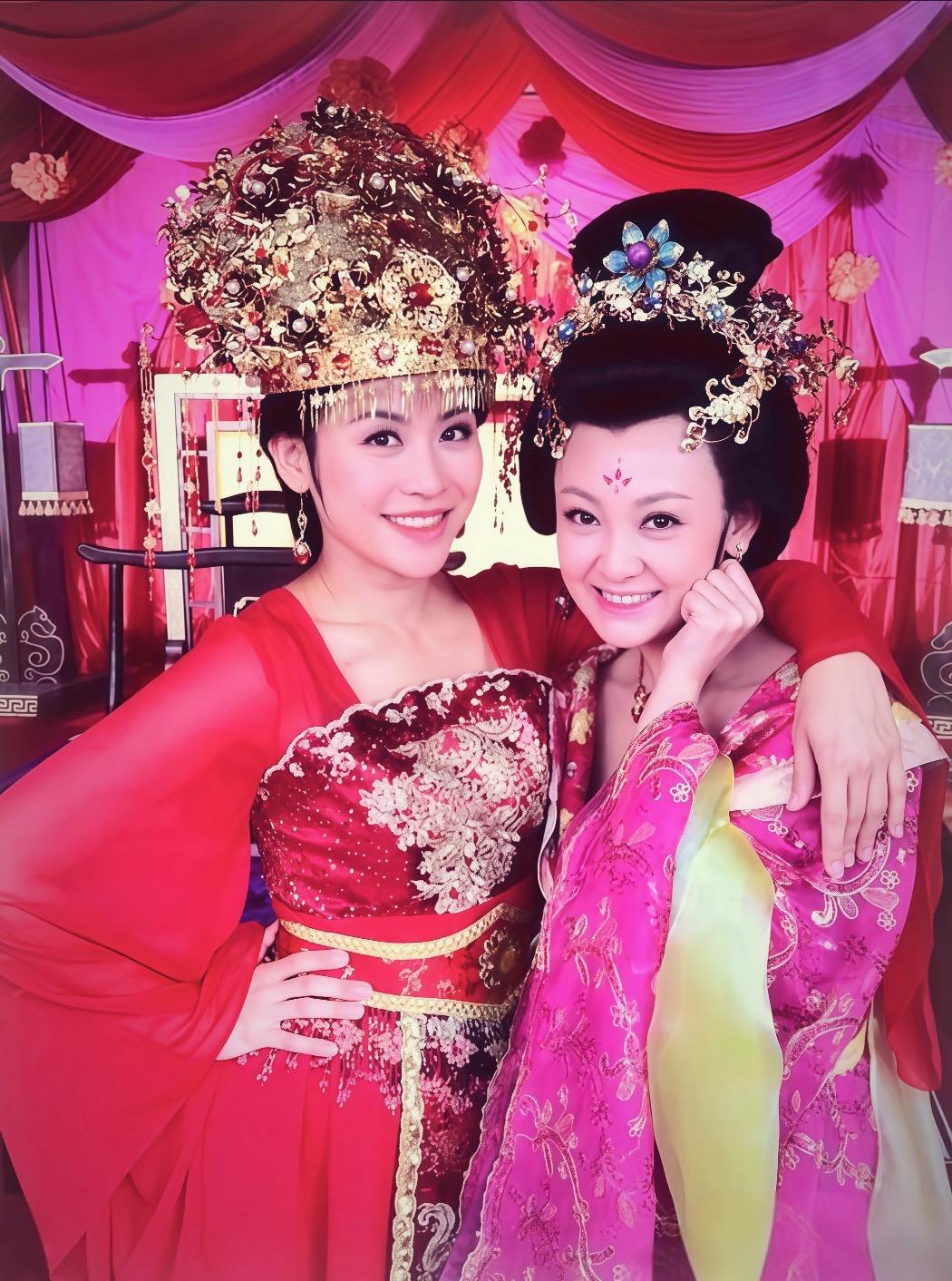 抛却富贵彩凤袍 和你寒窑拜花堂