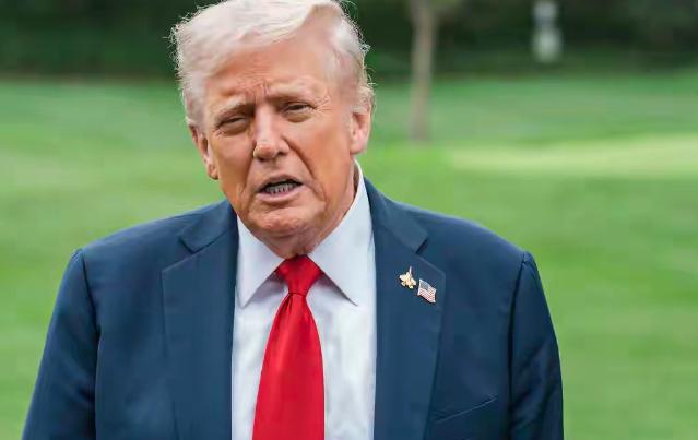 [微风]欲擒故纵！特朗普突然表示目前不适合与普京在布达佩斯会谈，有必要对俄罗斯进