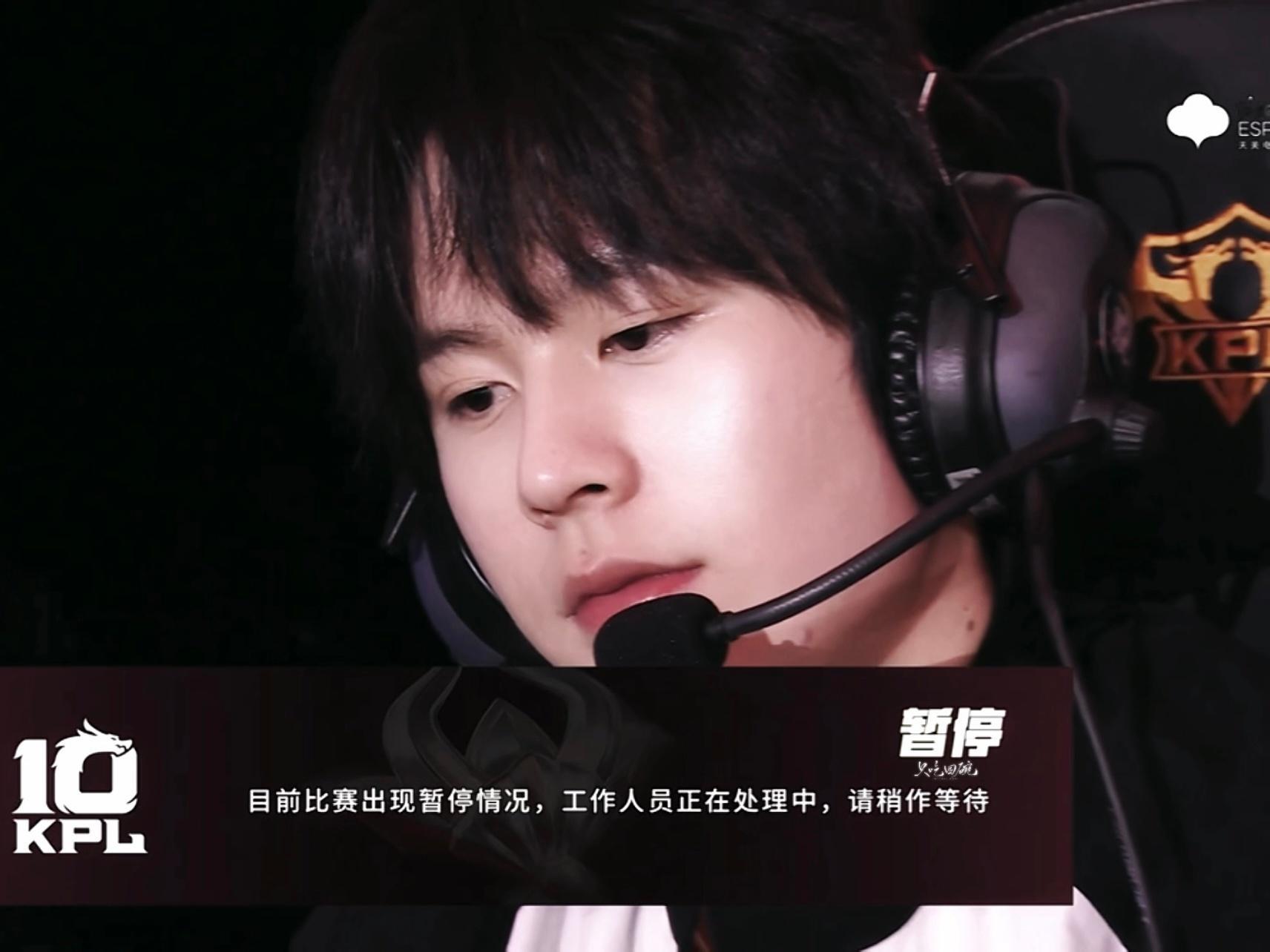 我鲨了你们。 ​​​