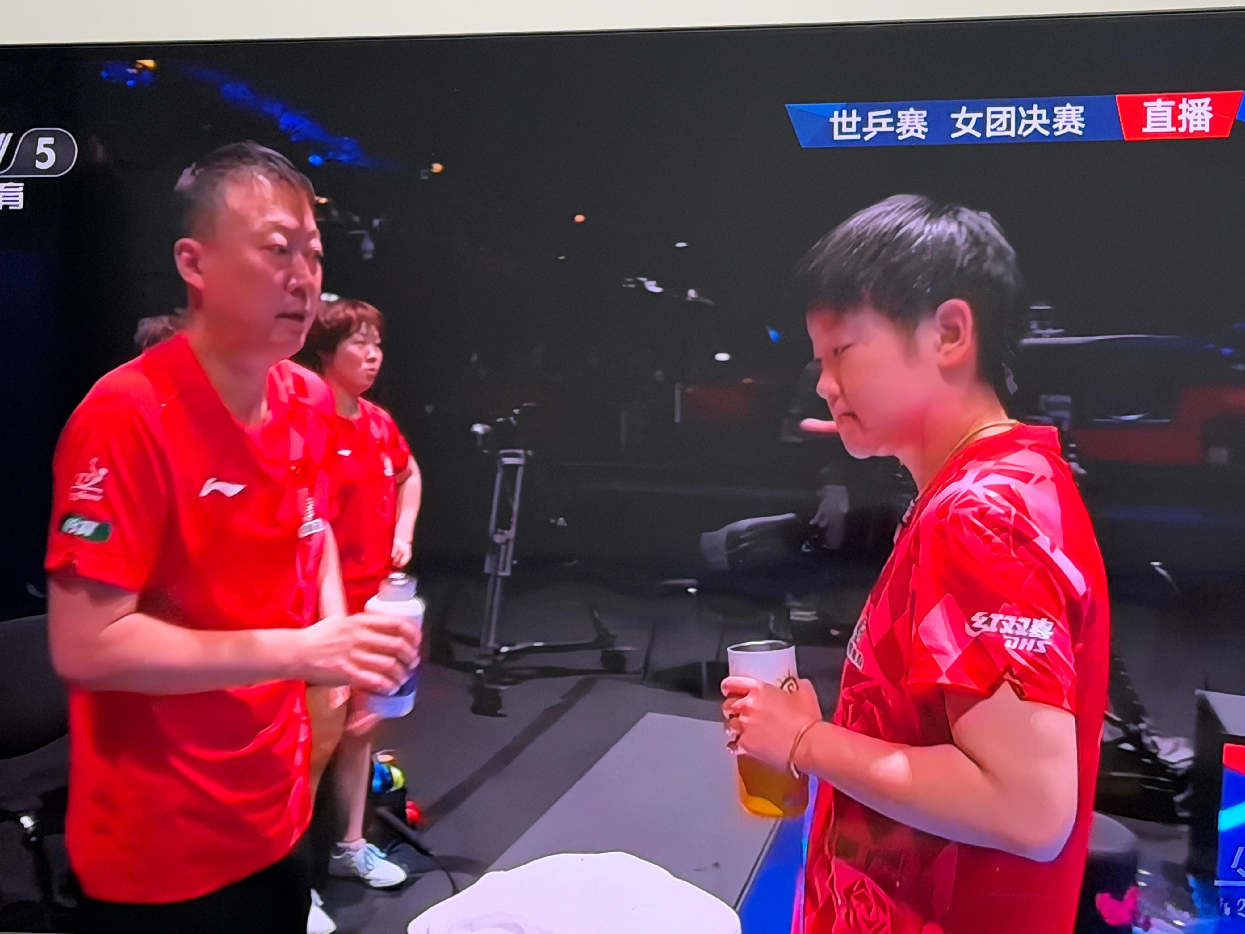 孙颖莎vs张本美和还得是孙颖莎呀！但就一个孙颖莎不够啊。。。 