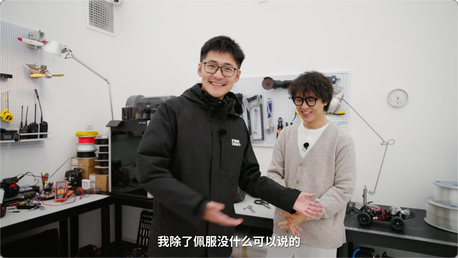 “海底100小时生存挑战”“2000 米高空造移动客厅”让的Tim都觉得抽象离谱