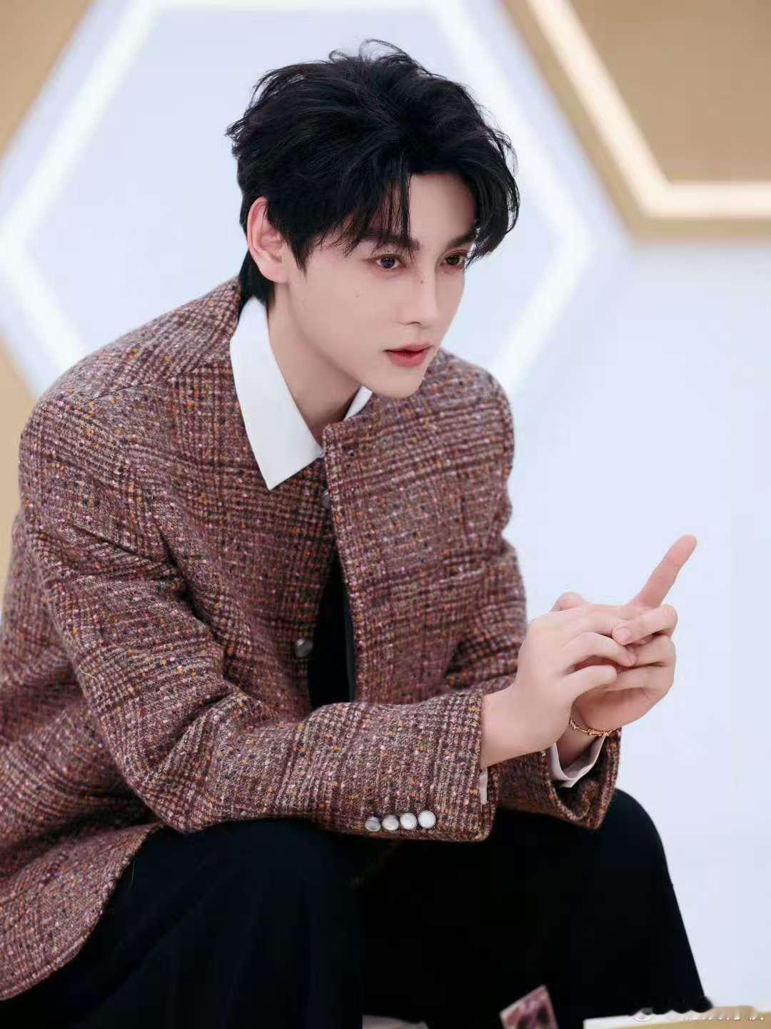 田栩宁独特艾琳，期待官宣，绝啦 