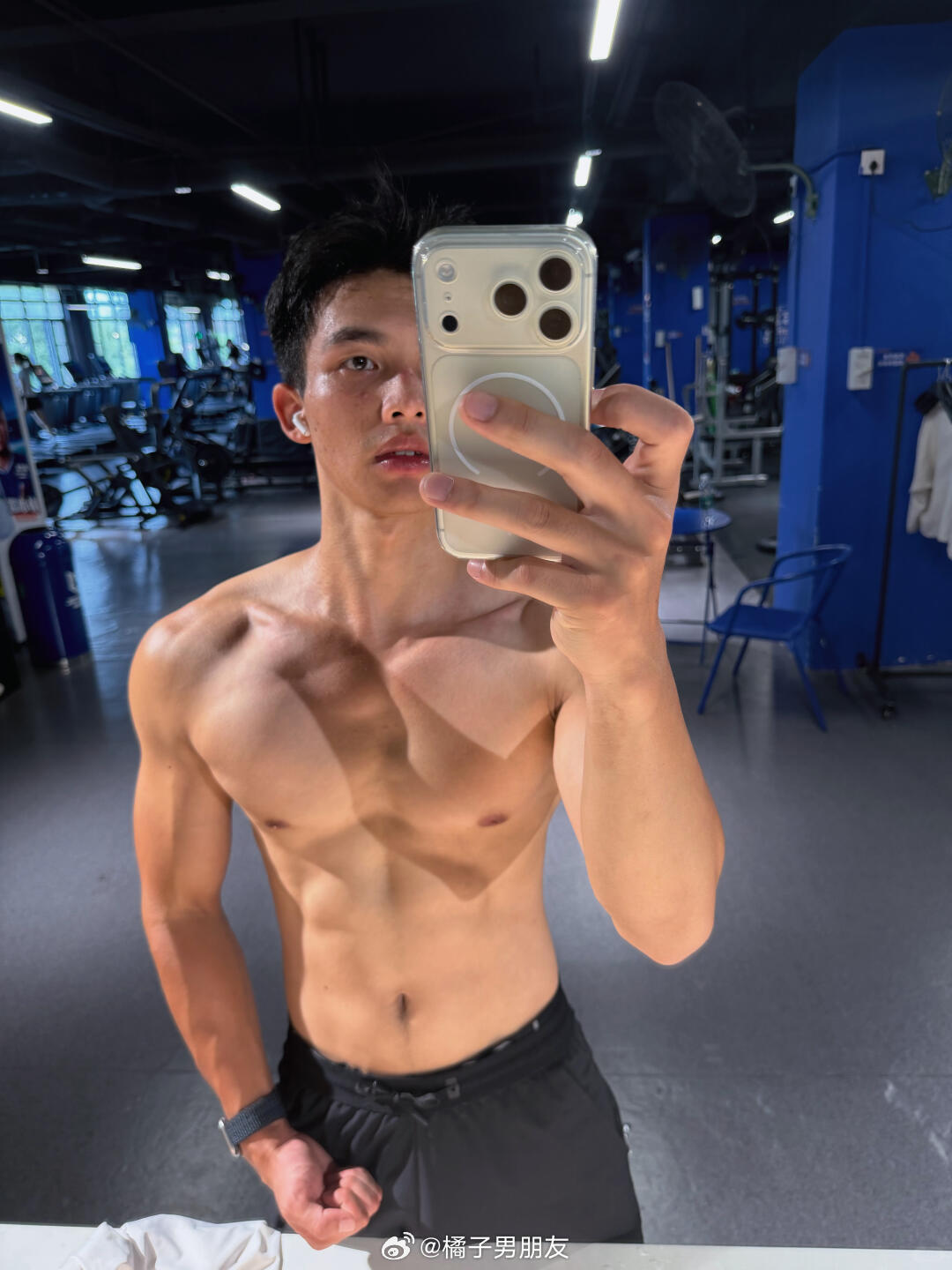 我一直男都可以[doge] ​​​