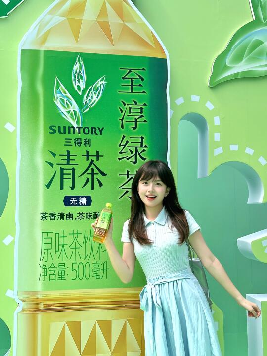 女大五一去哪儿～来深圳欢乐谷打卡快闪啦