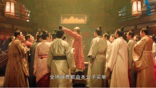 #赵今麦演我塌房# 今日份的快乐是赵今麦给的！赵今麦新剧《度华年》发现相识多年的