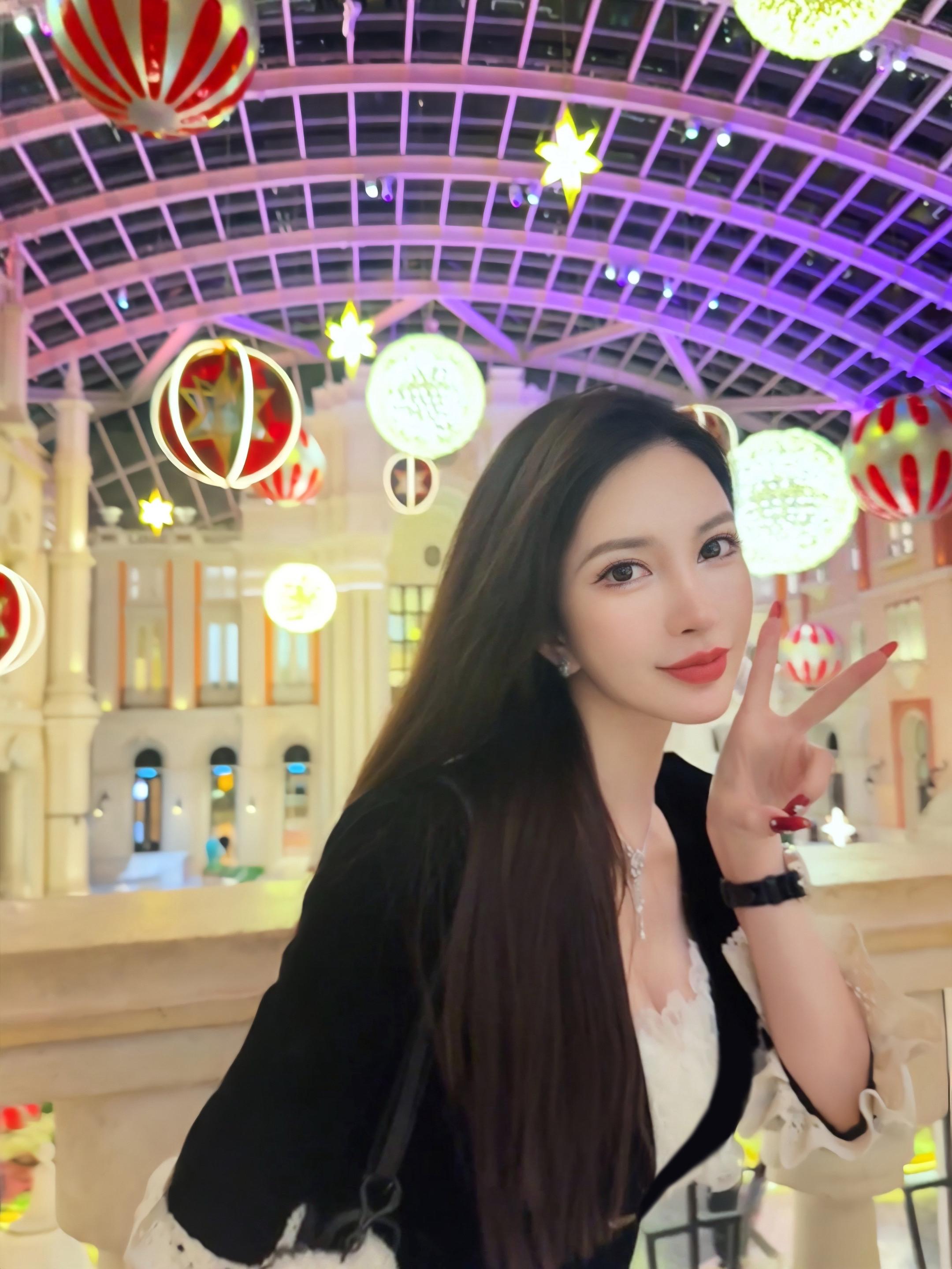 生活需要梦幻的灯火✨和永不褪色的童话🎄🧑‍🎄💕✨✨✨