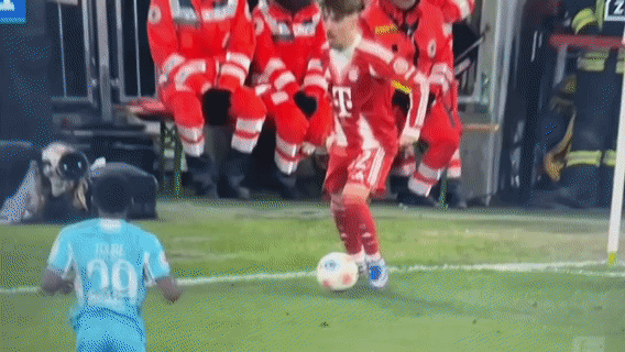 🔻不是，哥们热点现场海外新鲜事