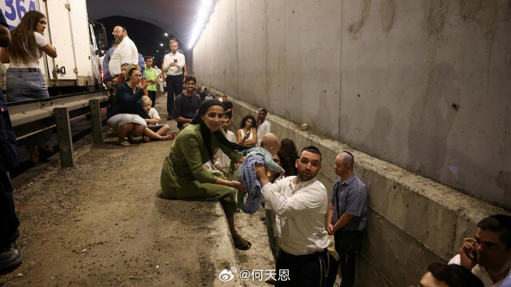 突发新闻：为防范美国升级对伊朗的打击，以色列贝尔谢巴、埃拉特和赫兹利亚等城市的防