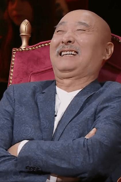 演员，陈佩斯，接受采访说，谁没有拍过电影啊，我拍电影的时候，也是火爆，一部接一部