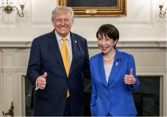 抵美不到24小时，高市早苗见识了: 特朗普的狡猾，中国的顶级阳谋
 
高市早苗把