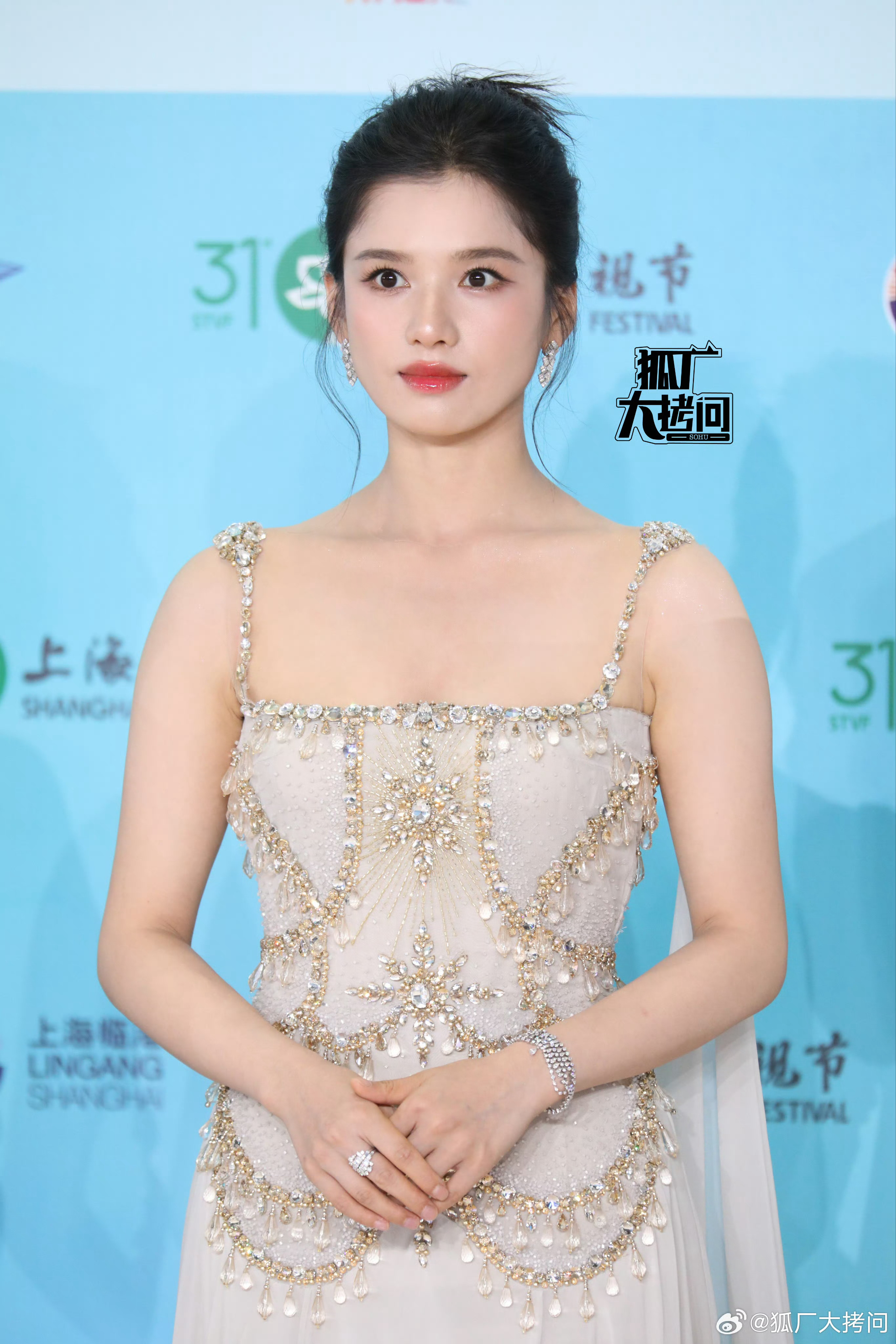 入个股