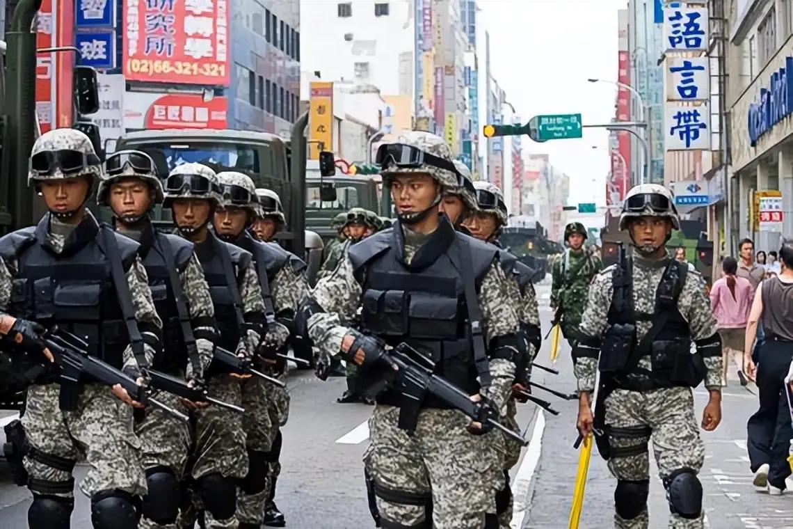 既然美国敢迈这步，中国自然会应对到底，你向台湾提供军售，那我们也会公开向非美阵营