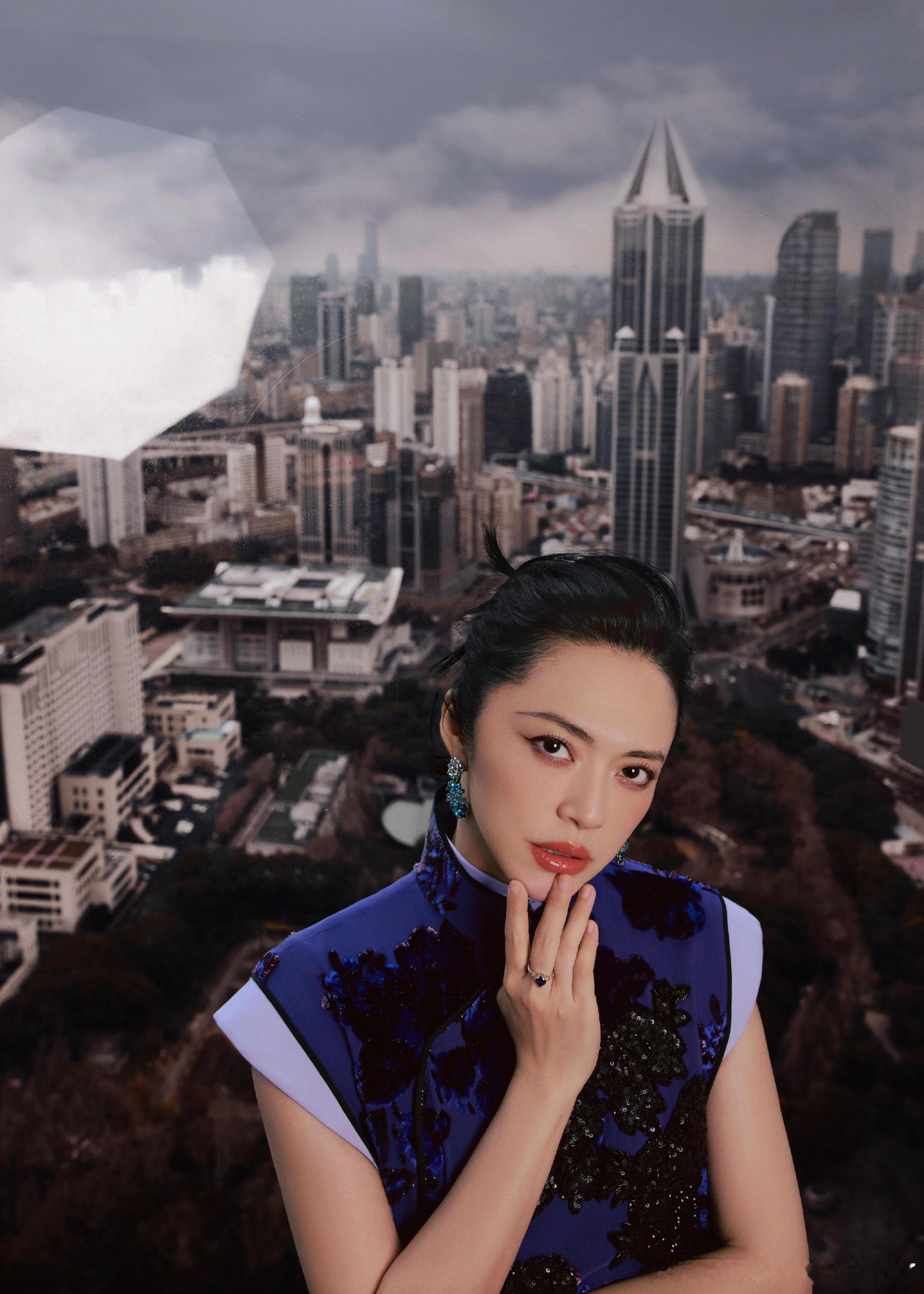 姚晨从杂役到东方美人的蜕变 就像看着一颗原石被慢慢打磨成美玉。姚晨这些年越来越稳