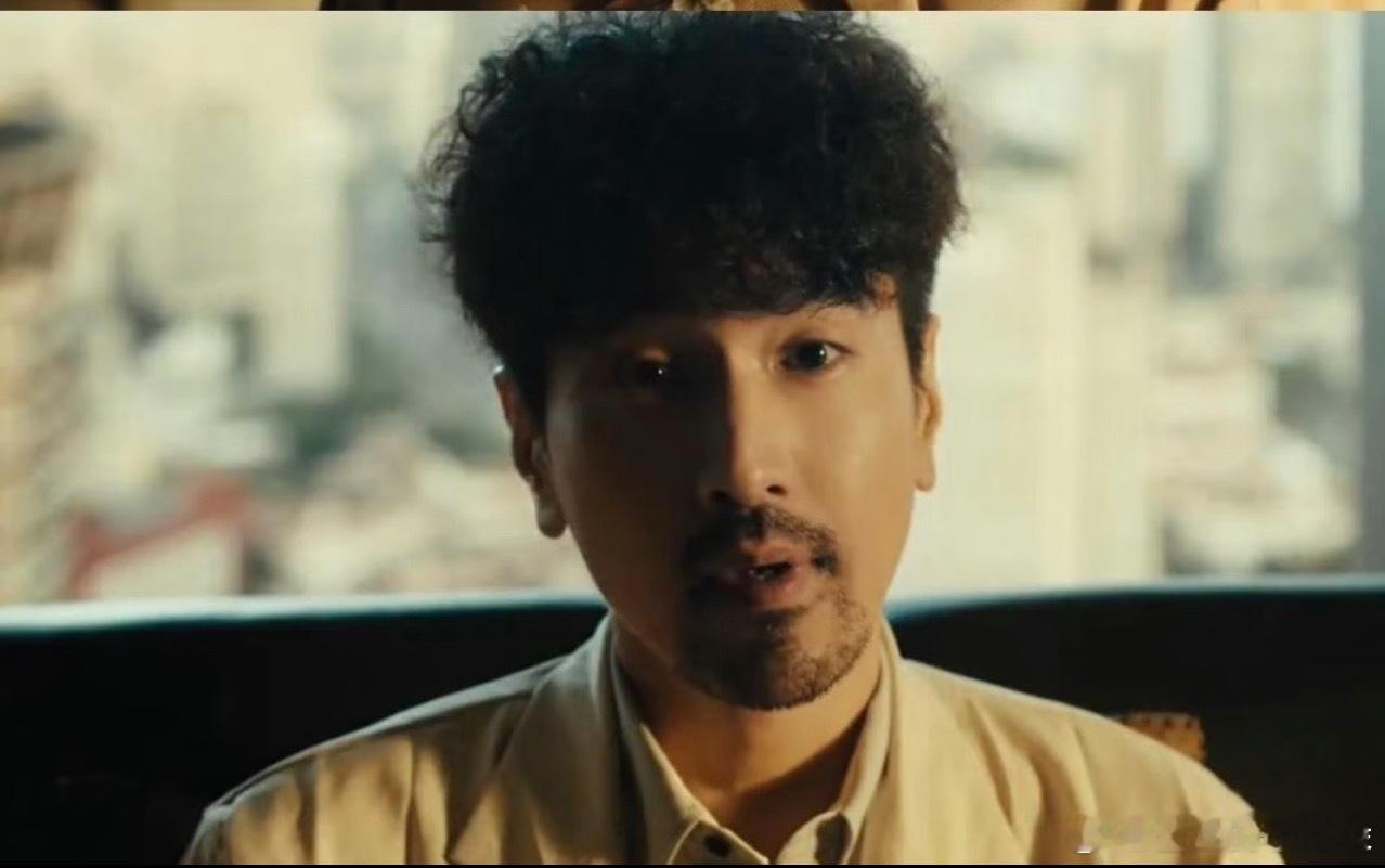 没人觉得赵又廷在爱情没有神话里特别像阿凡提吗？ 