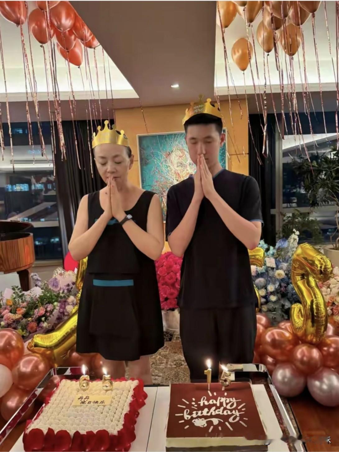 宋丹丹都66岁啦，最近她的生日现场被晒出来了。
 
她是我最喜欢的女笑星。前几年