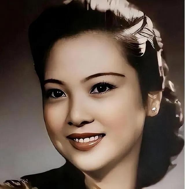 1956年，毛人凤icon突然暴毙在台北icon家中，几天后，他的妻子向影心ic