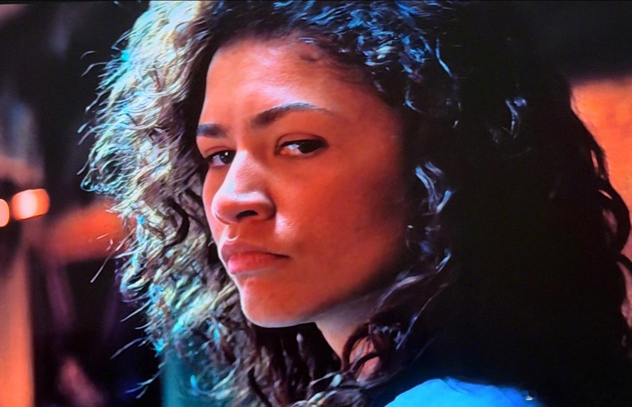 亢奋第三季赞达亚演的Rue好像方头明 