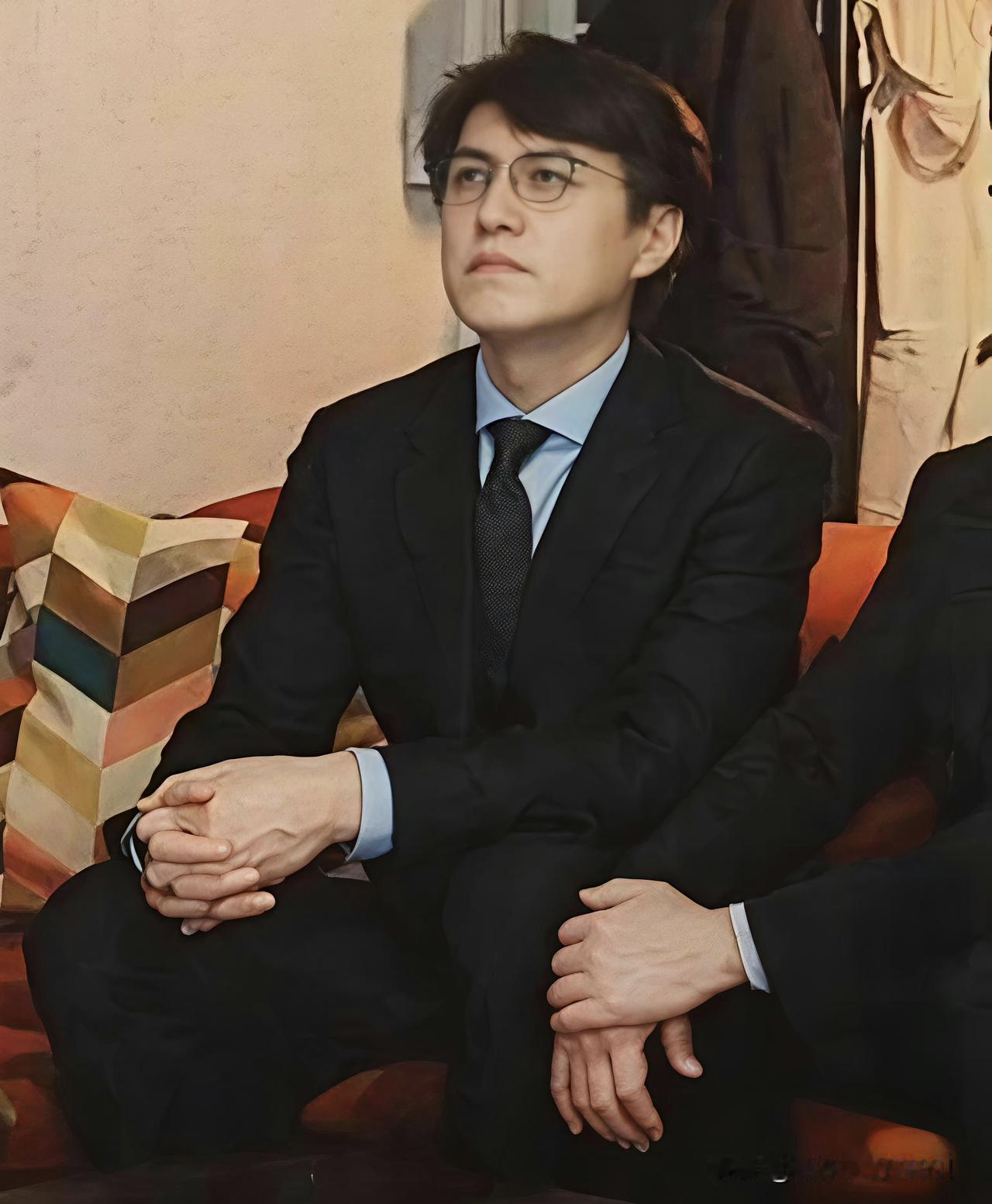 别让离婚毁了孩子！靳东用行动告诉你：父母分开，爱不能散

嘿，朋友，今天咱们聊点