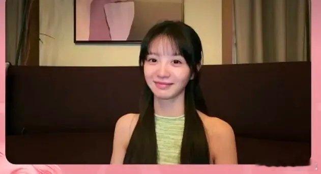 田曦薇素颜像40岁的 ​​​