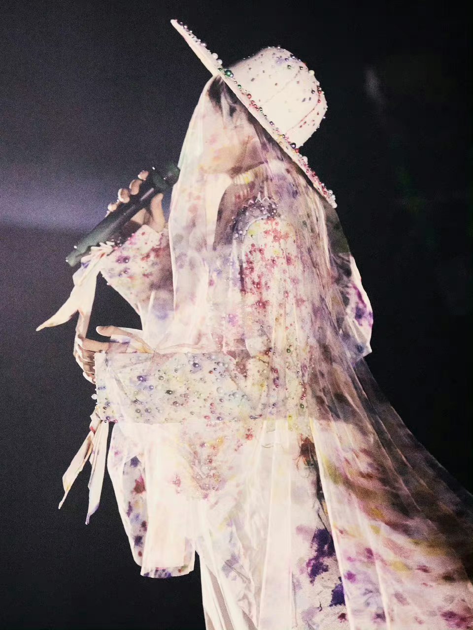 王源别搞花里胡哨了 ​​​