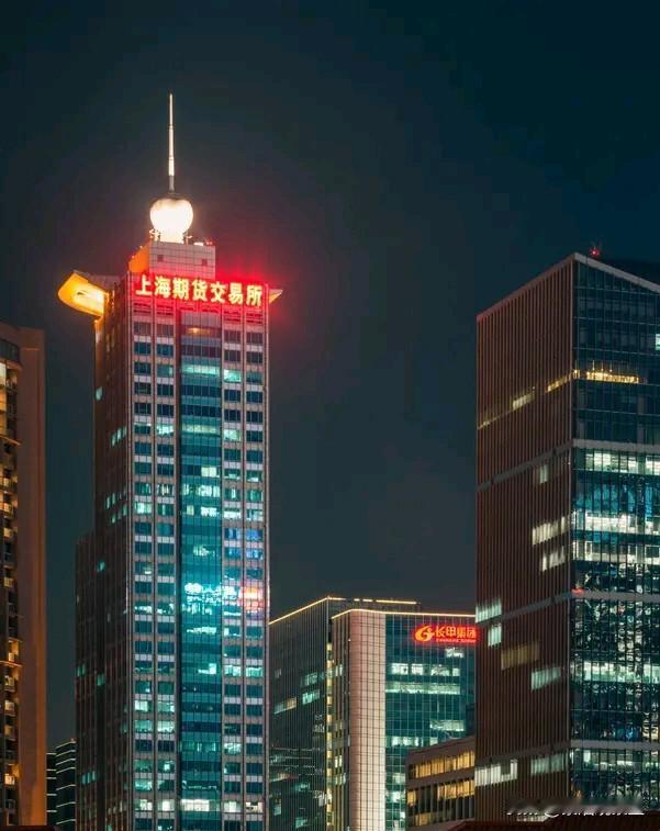 既然上交、深交两交易所是非营利，为啥股票交易还要收这么多费用？
 
很多人纳闷：