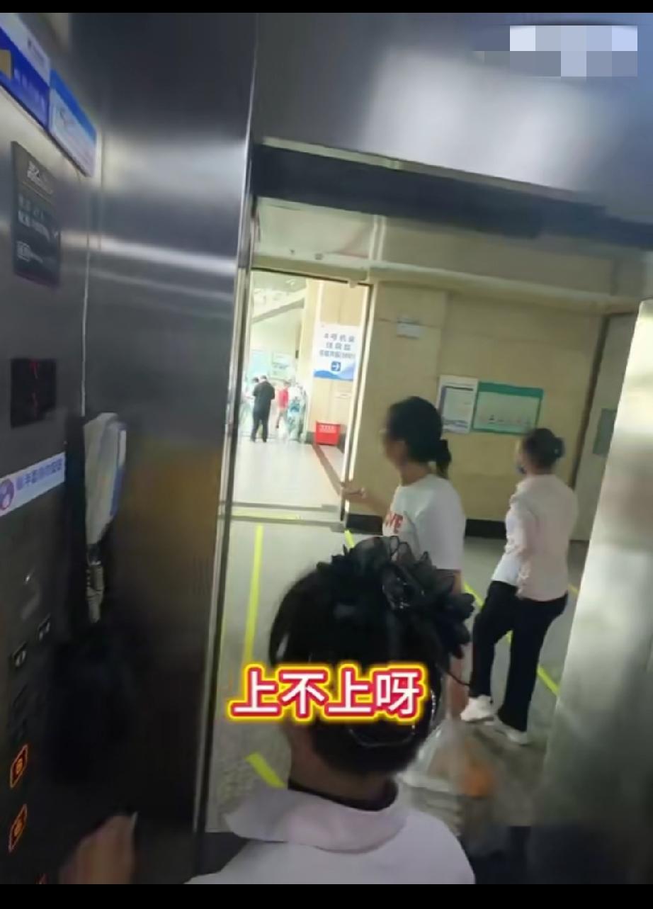 叫声“大姐”破防了。。。吐槽大姐 大姐请尊重 大妈魔性声音