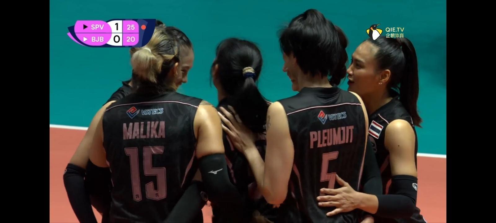 亚冠比赛，泰国春武里vs印尼万隆，春武里真的是最接近泰国黄金一代的球队，不仅仅是