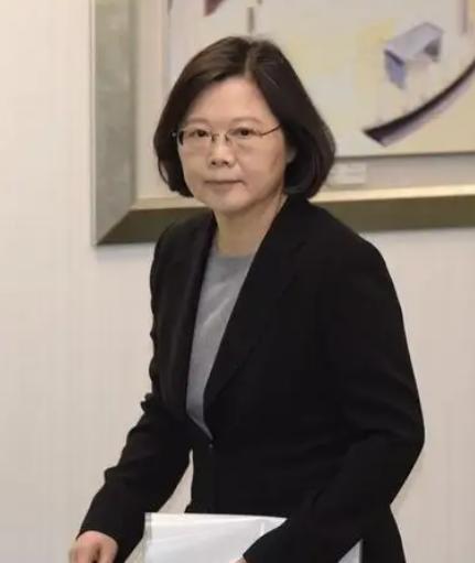 台湾地区前领导人蔡英文发表声明，
4月5日清明节，蔡英文在脸书上发文指出，她日前