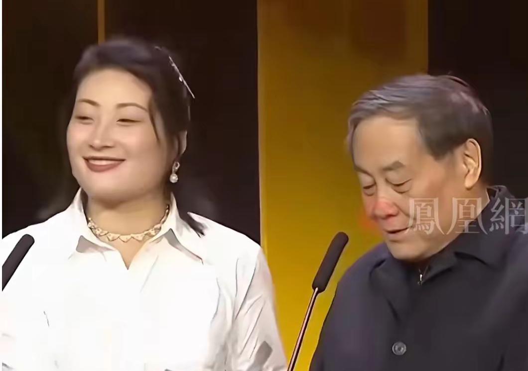 有网友问宗馥莉没有结婚，她没有子嗣后代，那她身后自己所有的家业财产还不是要给她父