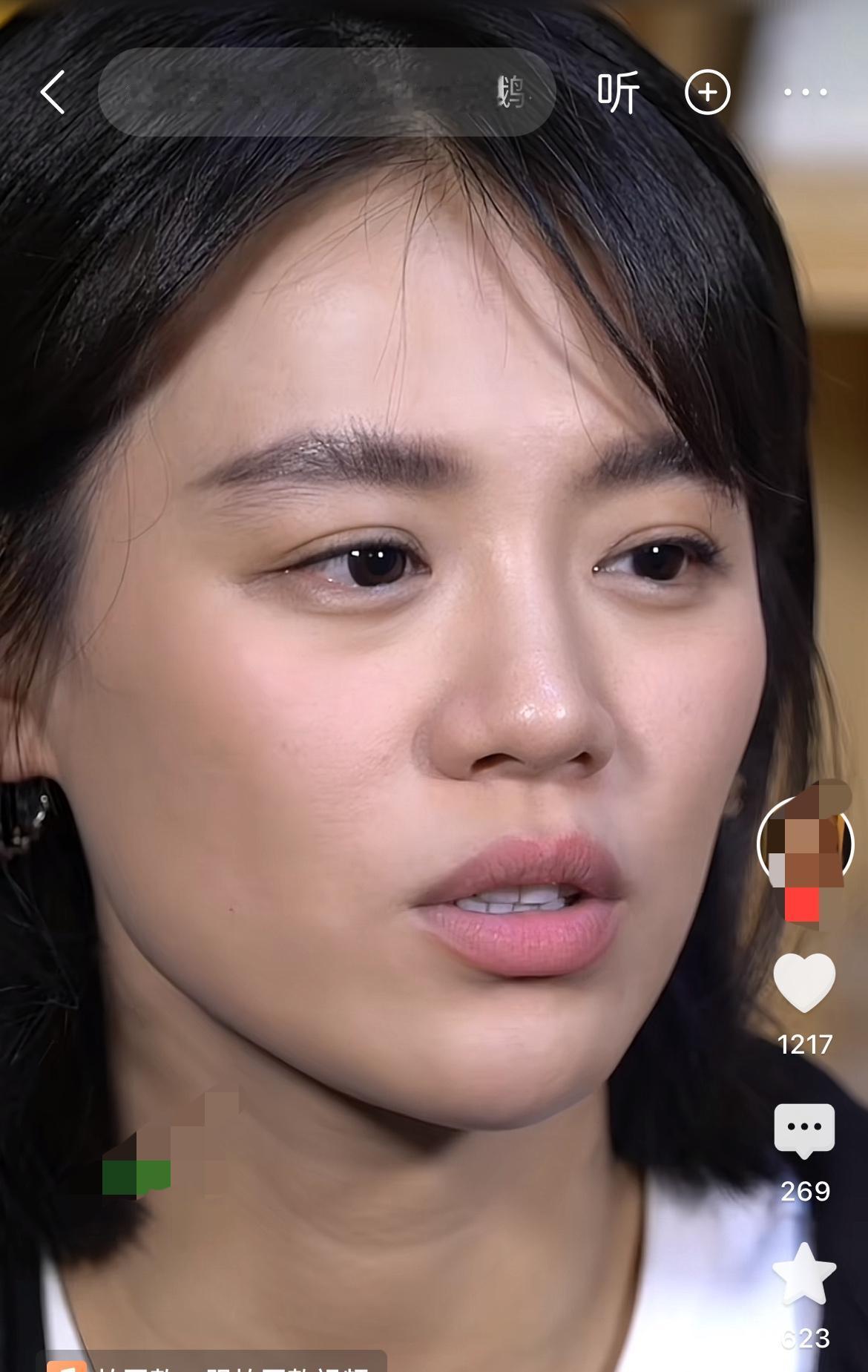 马思纯真是天生的美女，看看她的素颜也能打，完全扛得住镜头！

4月26日她营业晒