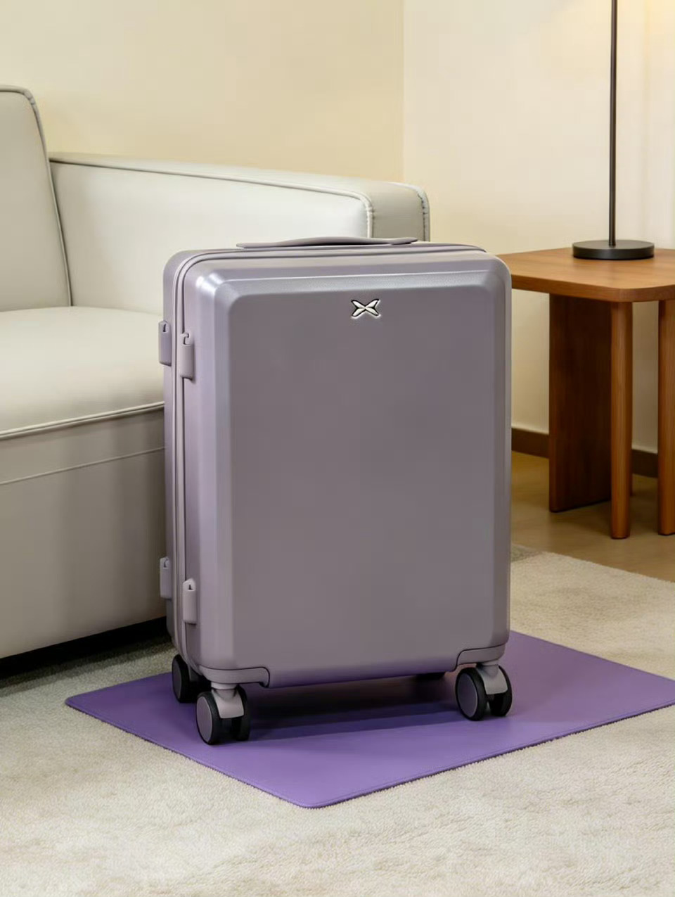 马上过年了，有没有需要行李箱的小朋友？小鹏的行李箱，送给诸位小鹏友，评论抽！  