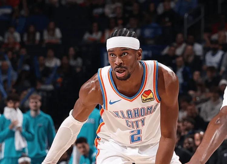 自从肖华放话之后，这一切都变了。
雷霆97比124不敌黄蜂。
三节打完就大溃败。