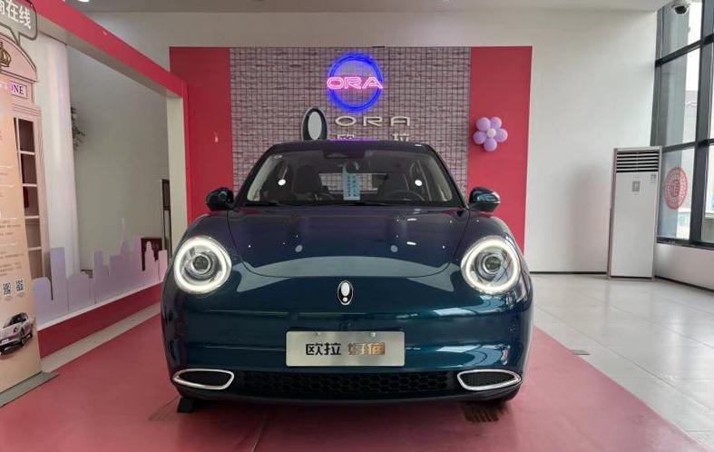 【新款欧拉好猫实车曝光 将于2月28日正式上市】新款欧拉好猫主打纯电小型车市场，