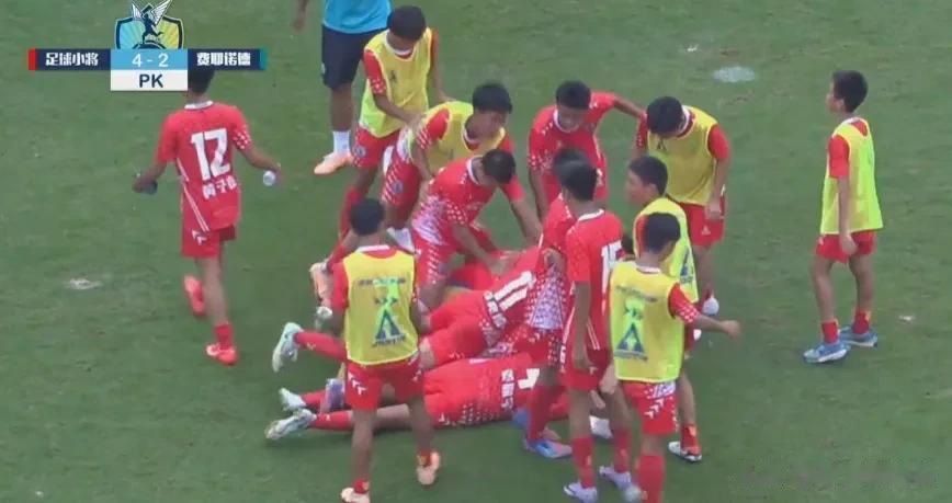 中国足球小将4：2荷兰费耶诺德U15，说明了4个不争的事实——

1，董路的足球
