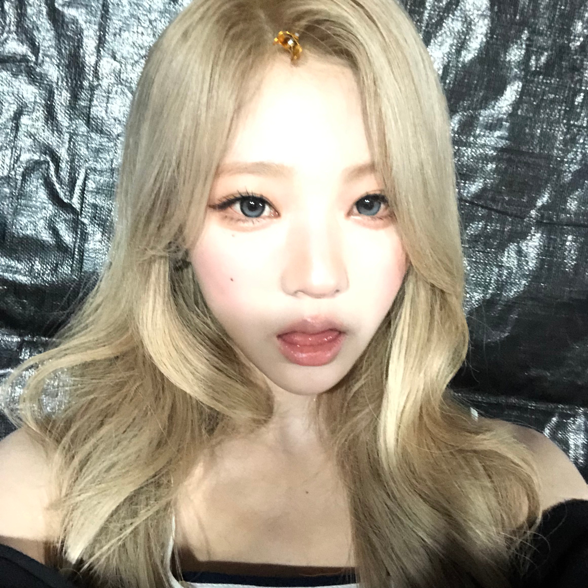 wvs更新S2U♡ 我们KWDA获得了两个奖项哦！！ 总觉得能一直感受到S2U的