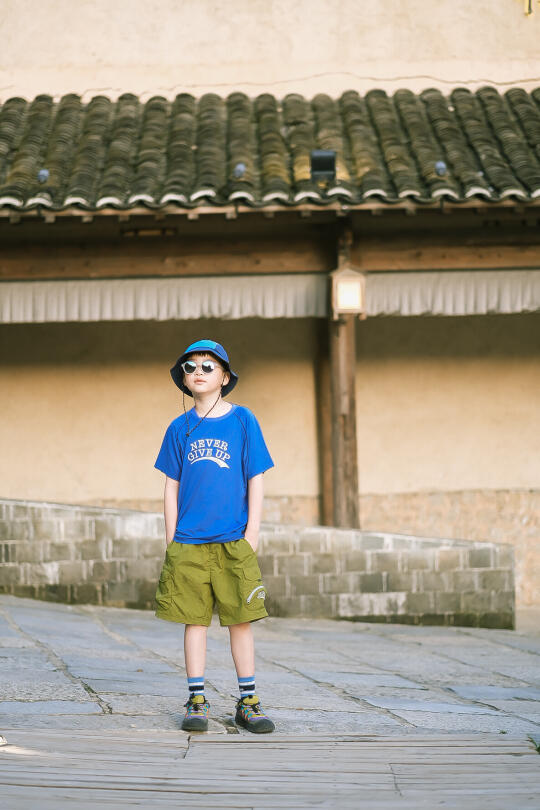 家有四年级男娃，还是很幼稚怎么办？