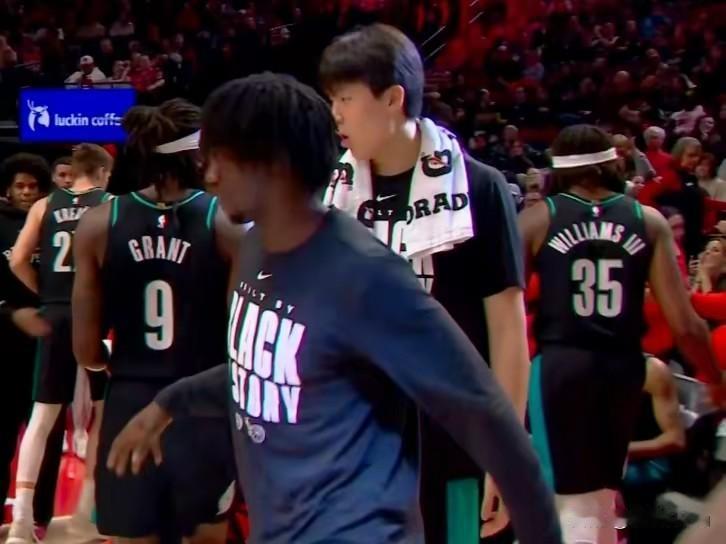 杨瀚森被雪藏 斯普利特奇葩
用人致开拓者六连败
杨瀚森是开拓者今年首轮16号秀，