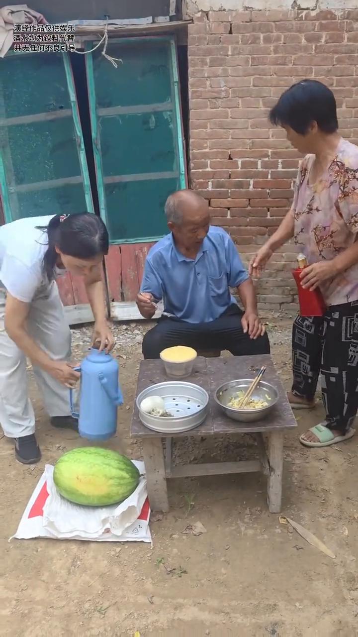 并无任何不良引导。演绎作品仅供娱乐。酒水均力饮料代替。并天开何不日98。