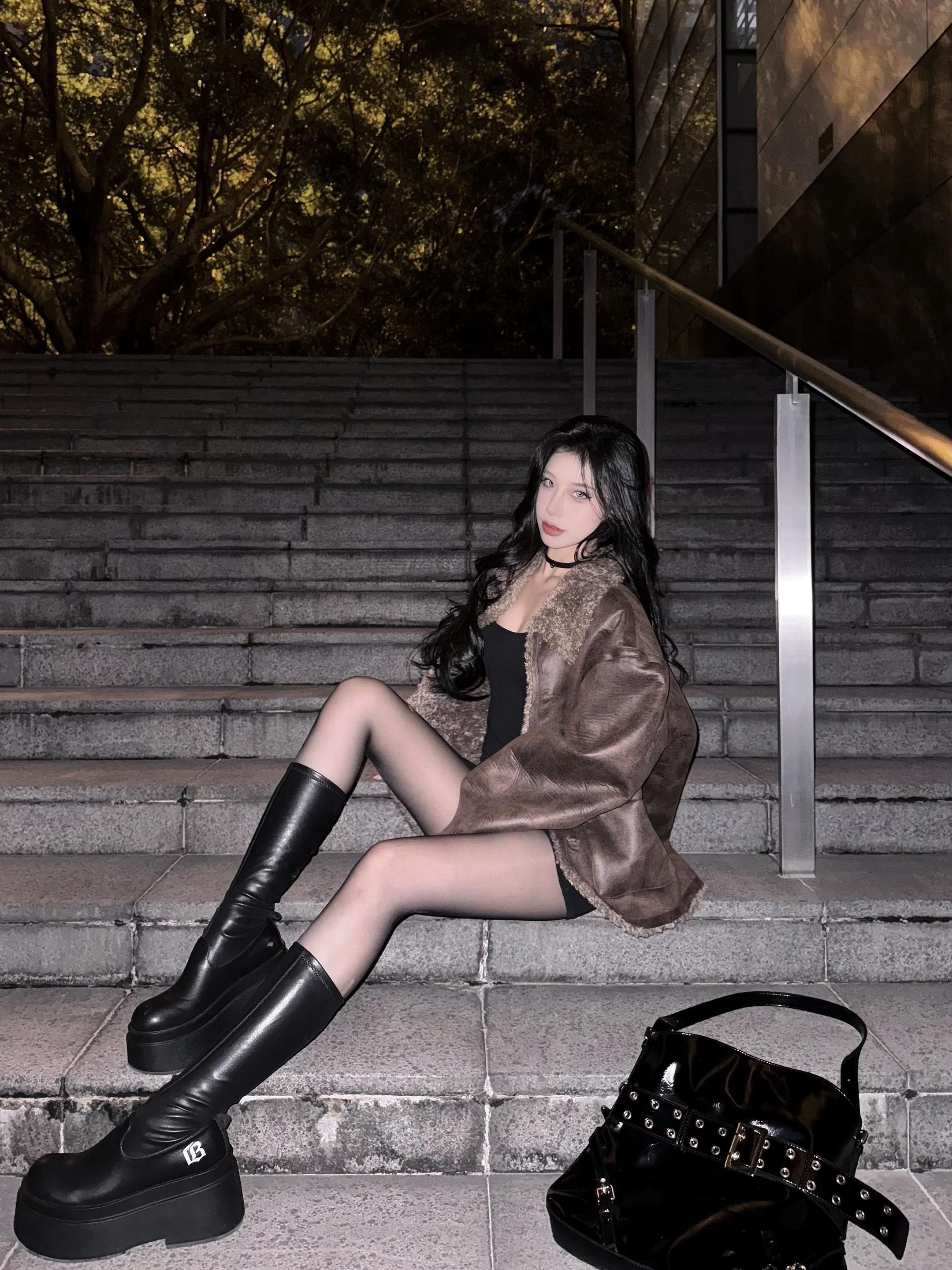 你也不是一无是处 起码能让我感觉到很烦