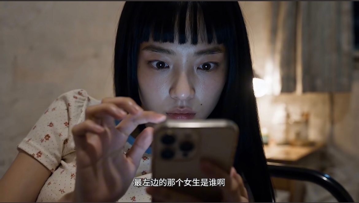 两个AI演员比内娱待爆艺人都火现在AI剧的演员也有个人号了…而且还有剧宣。不过她