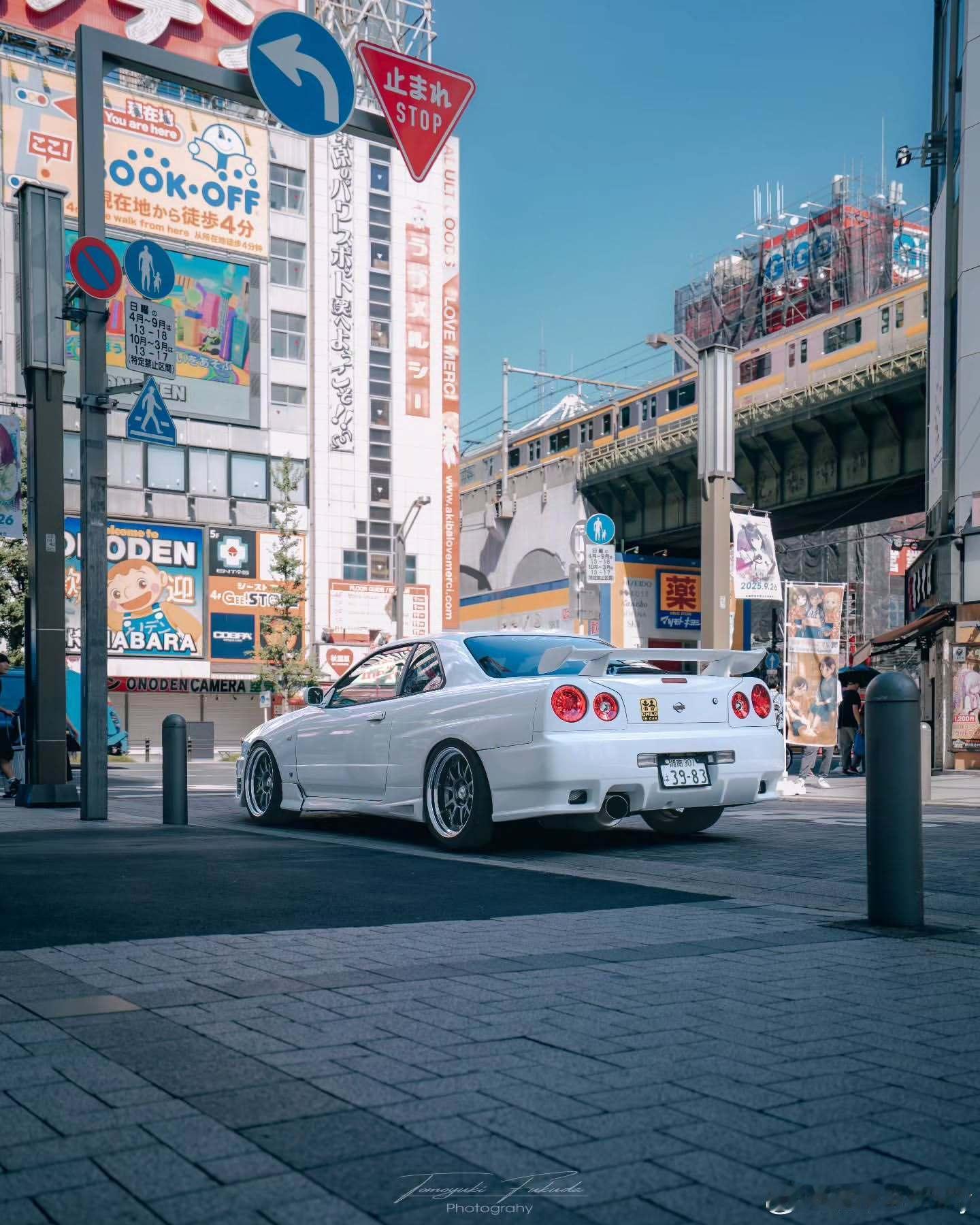 谁不想要一台R34 GTR呢 ​​​