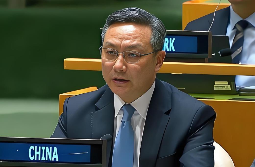 联合国高官连秀四国语言，唯独漏掉中文，孙磊没发火，一句话比愤怒更有力量

这是 