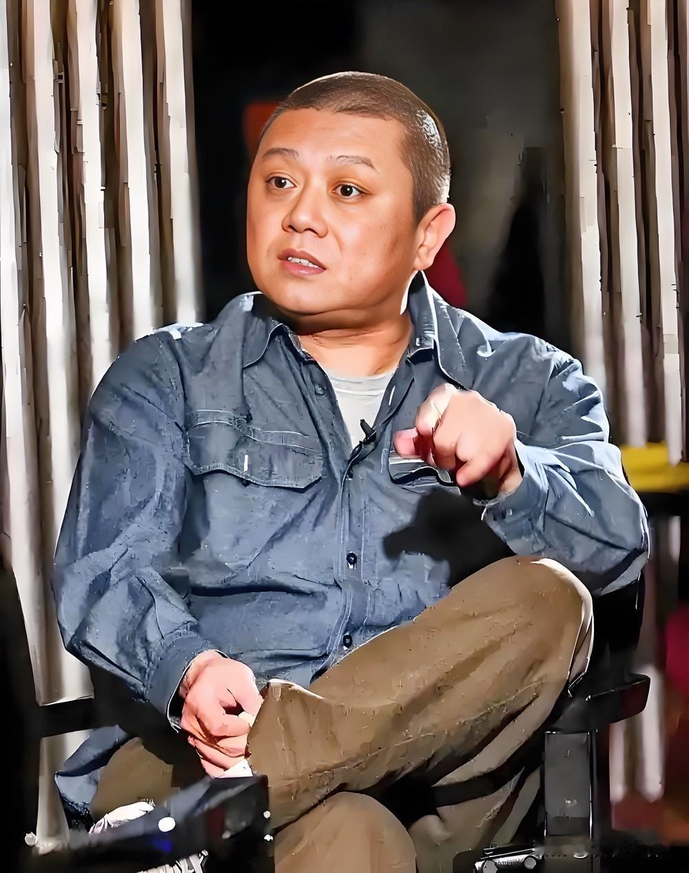 王朔说:“40岁那年，我大梦初醒，一下子否定了之前所有的认知。我赫然发现，我做过