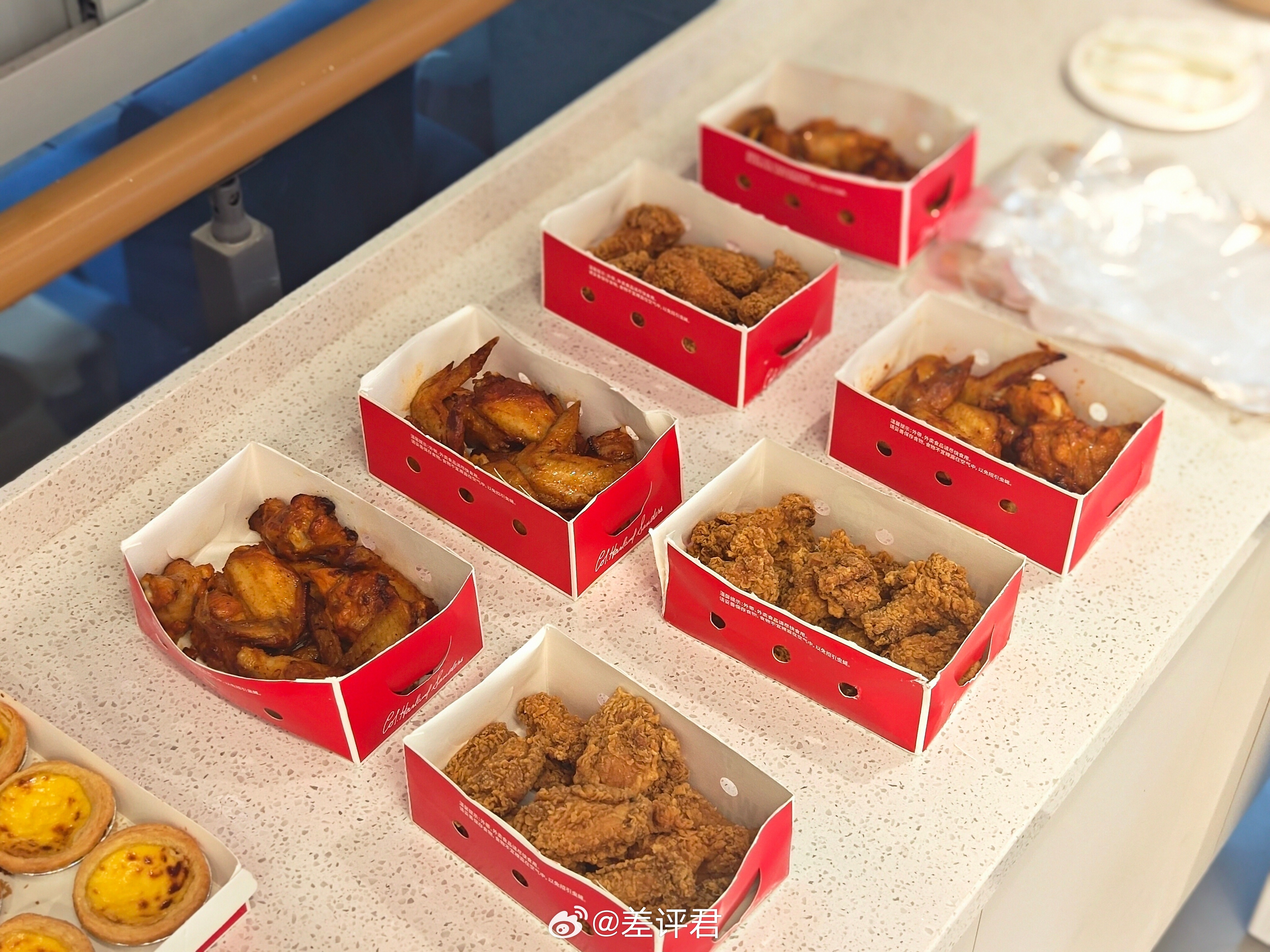 #差评编辑部的日常# 浅吃个下午茶[春游家族] ​​​