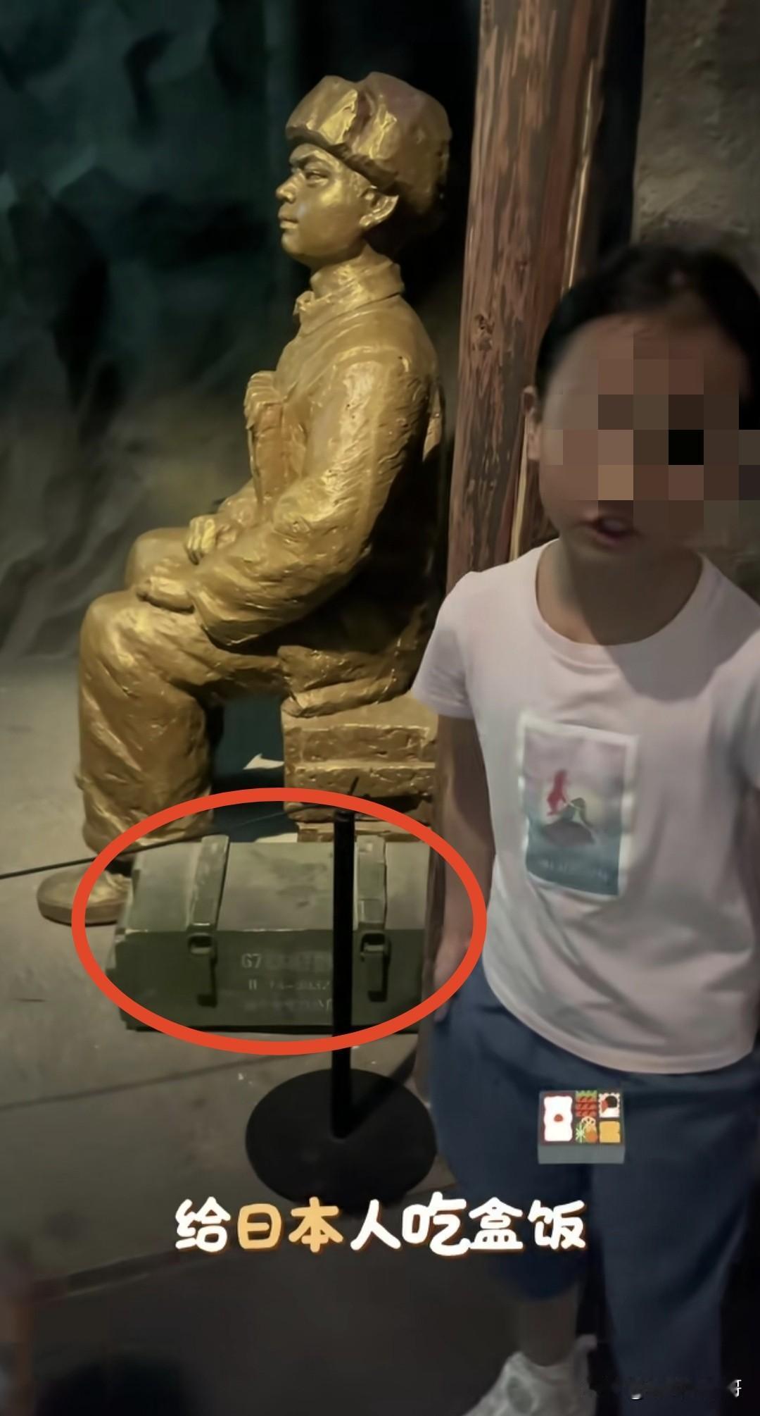 孩子回答错了，可我依然开心！
近日一位宝妈带着自己的两个孩子参观历史博物馆，看到