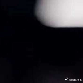 英超第31轮，利物浦客场1-2不敌布莱顿，至此，利物浦本赛季英超已经输了10场，