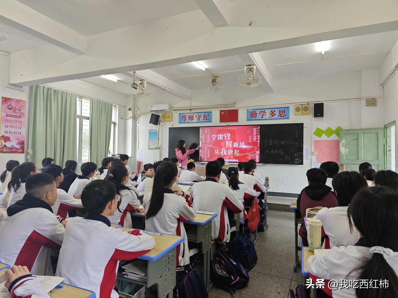 班里有重名的学生怎么办
班里有两个女生，Y Y菡，Y Y焓，菡读hàn，但是班里