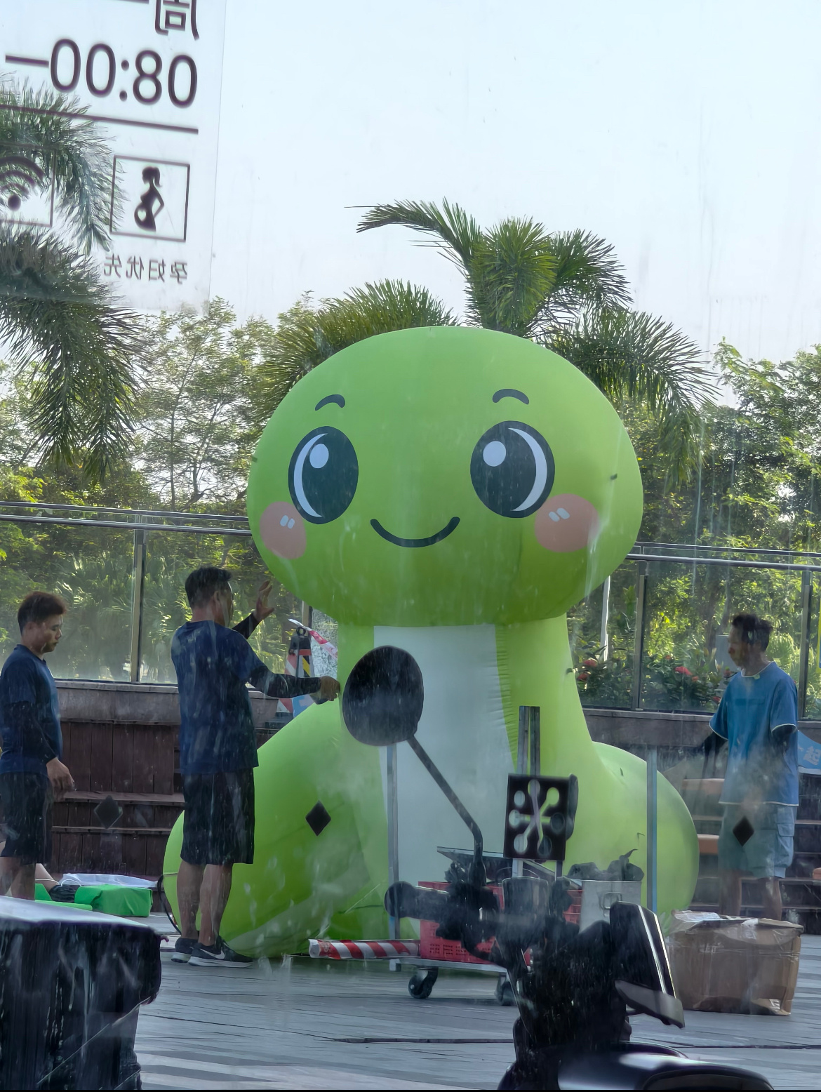 王一博珠海试车好可爱的小竹叶青宝宝哈哈哈哈像扎了小辫的宝宝哈哈哈85racing