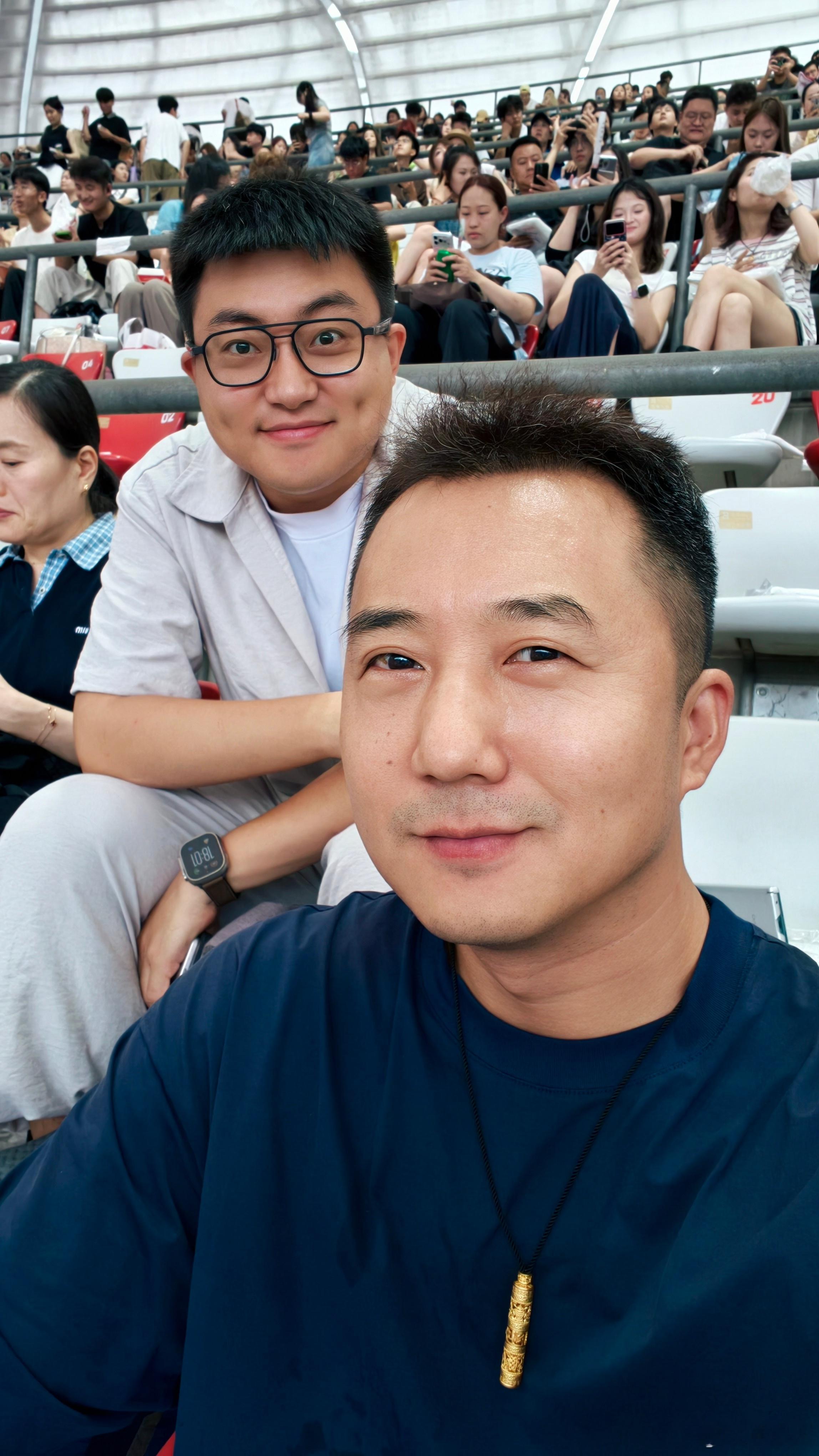 薛之谦万兽之王巡回演唱会进场后发现完犊子了！抢到的是山顶的票有和我一样在508区