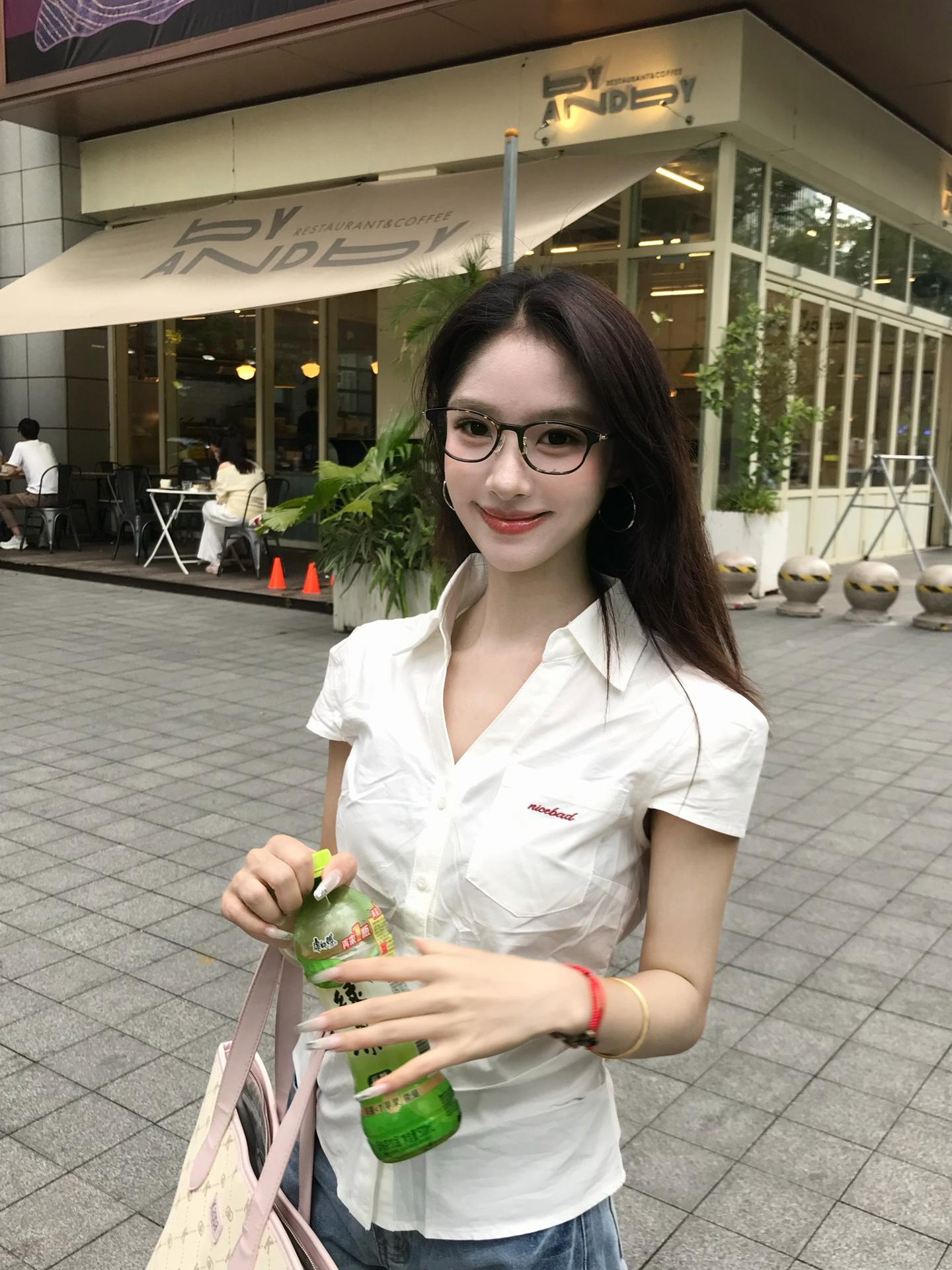 我保证你是天使 只是这个世界有点坏